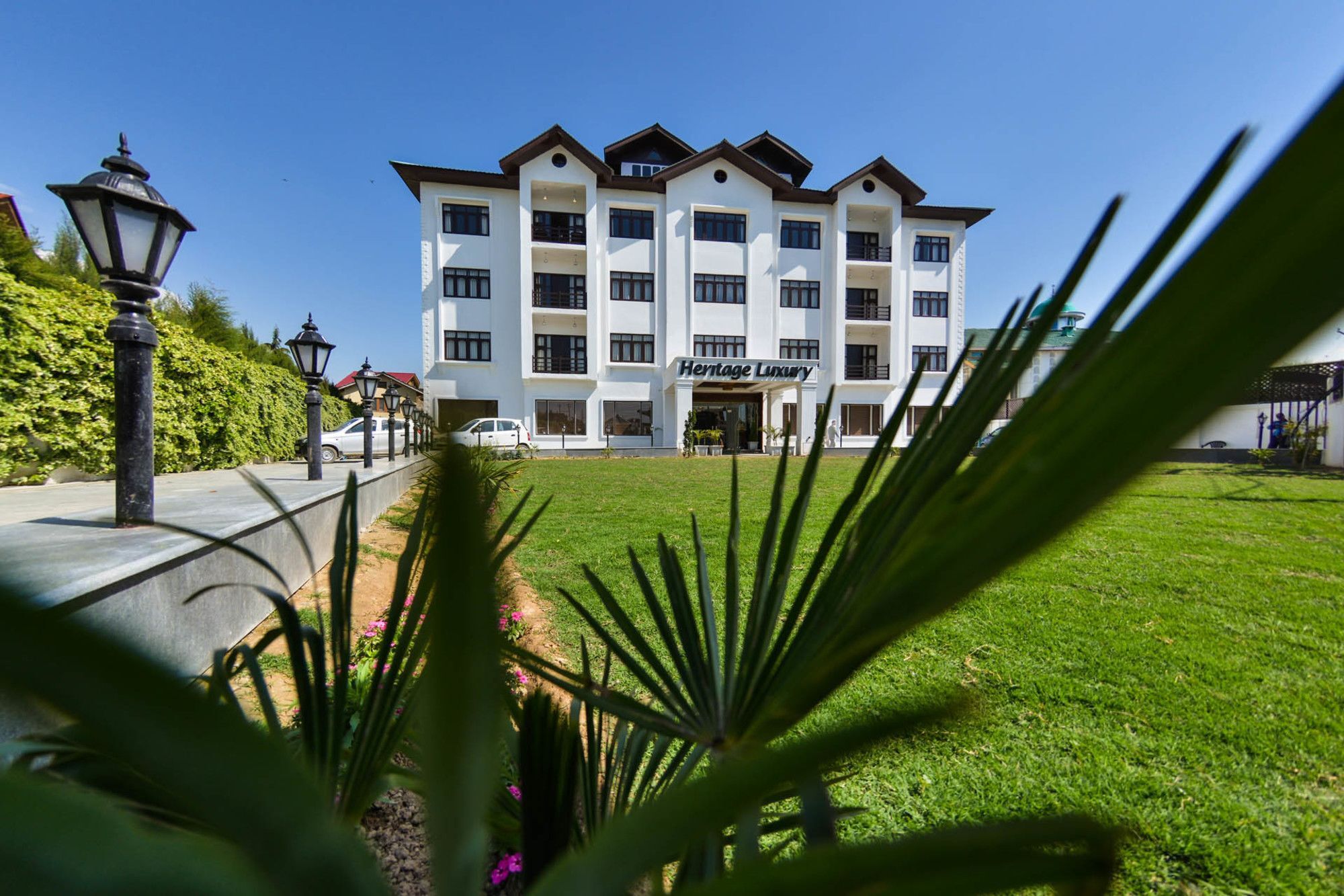Heritage Luxury Srinagar  Exterior photo